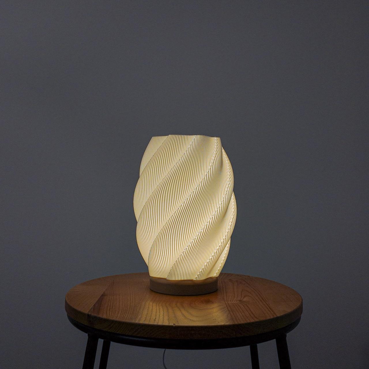 Ondula Lamp – The Poetry of Waves in Light